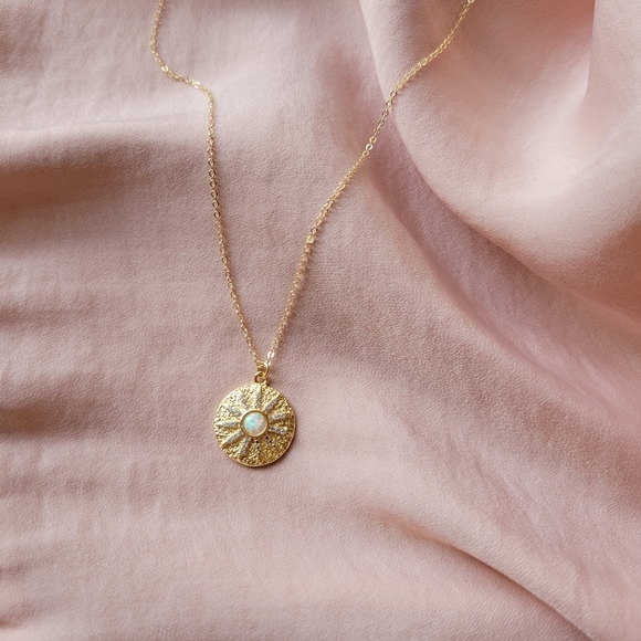 New Opal Starburst Necklace Gold Fill 18" - Picture 4 of 5